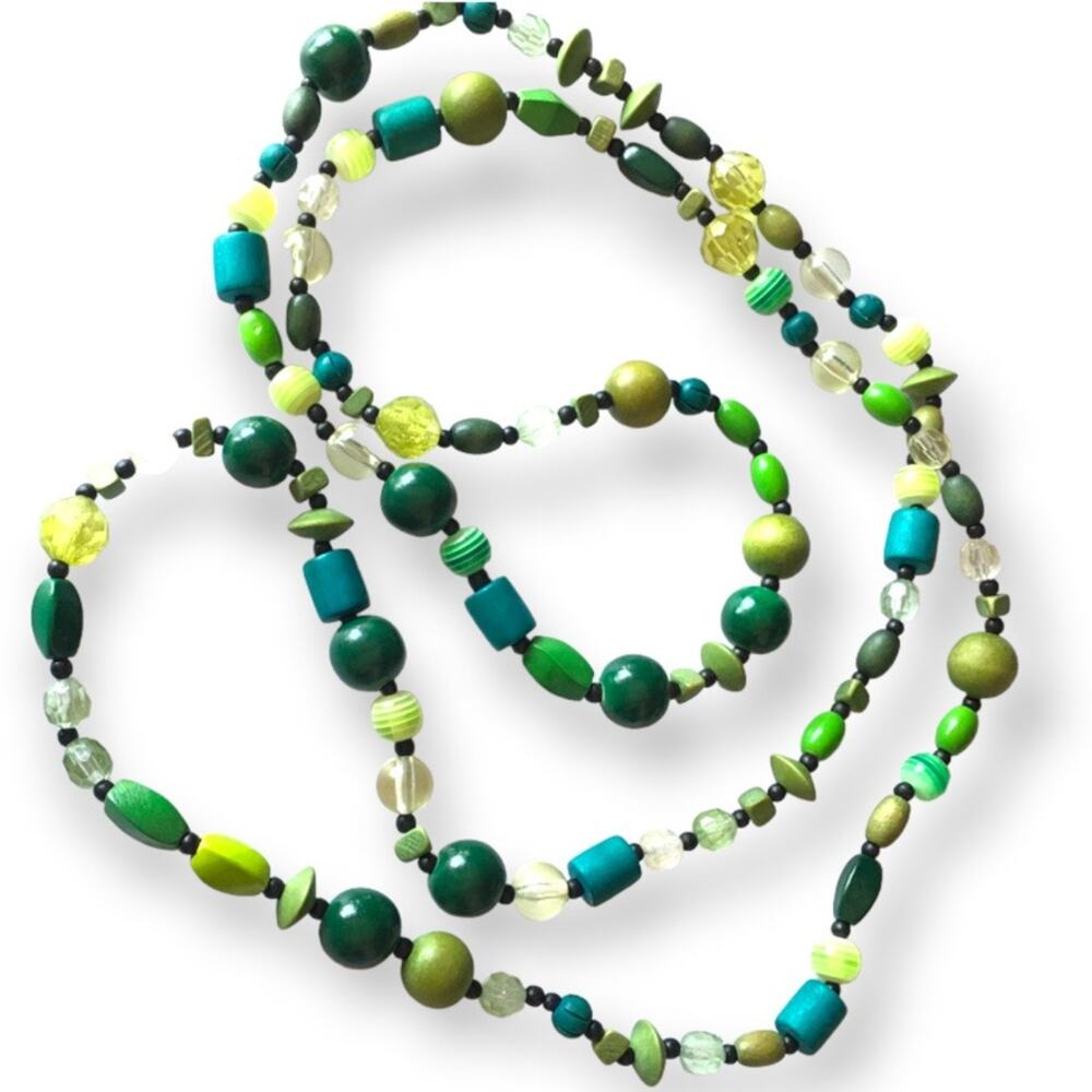 Gorgeous green mixed media long beaded necklace